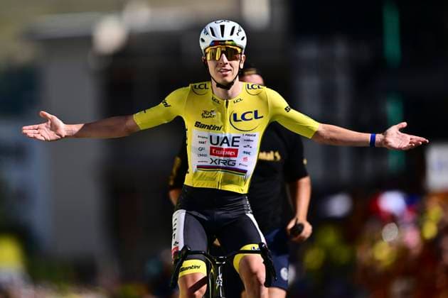 Tour de France 2026 Stage 19 ALPE D HUEZ, FRANCE - JULY 24 : Pogacar Tadej (SLO) of UAE Team Emirates - XRG wins during stage 19 of the 113rd edition of Tour de France an UCI World Tour 2.UWT cycling road race stage for Men Elite of 128 km with start in Gap and finish in Alpe d Huez on July 24, 2026 in Alpe d Huez, France, 24 07 2026 ( Motordriver Kurt Vandenborre - Alpe d Huez France  Copyright: xPeterxDexVoechtx