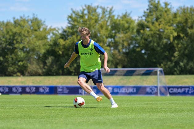 24.07.2026, Bad Wörishofen, Deutschland. 2. Bundesliga: Der SV Darmstadt 98 absolviert das Abschlusstraining im Sommertrainingslager vor dem Testspiel. Carlo Sickinger (SV Darmstadt 98) *** July 24, 2026, Bad Wörishofen, Germany, 2. Bundesliga: SV Darmstadt 98 completes its final training session at summer training camp ahead of the friendly match. Carlo Sickinger, SV Darmstadt 98