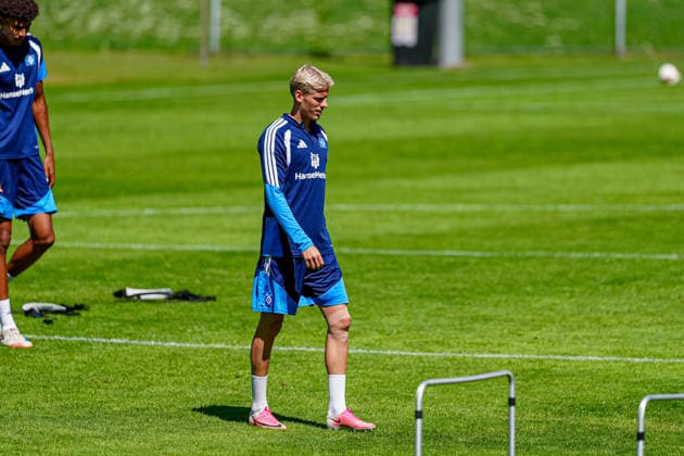 Albert Gronbaek (Hamburger SV, 11) AUT, Training Hamburger SV, Fussball, 1. Bundesliga, Saison 2026 2027, 24.07.2026 AUT, Training Hamburger SV, Fussball, 1. Bundesliga, Saison 2026 2027, 24.07.2026 Oberlängenfeld *** Albert Gronbaek, Hamburger SV, July 11, Training, Hamburger SV, Soccer, Bundesliga 1, 2026–2027 Season, July 24, 2026, Austria, Hamburger SV training, soccer, Bundesliga 1, 2026–2027 season, July 24, 2026, Oberlängenfeld Copyright: xEibner-Pressefoto MarcelxvonxFehrnx EP_MFN