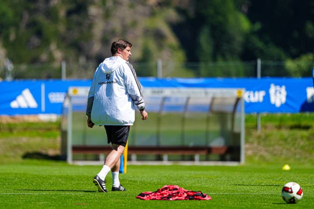 Merlin Polzin (Hamburger SV, Trainer) AUT, Training Hamburger SV, Fussball, 1. Bundesliga, Saison 2026 2027, 24.07.2026 AUT, Training Hamburger SV, Fussball, 1. Bundesliga, Saison 2026 2027, 24.07.2026 Oberlängenfeld *** Merlin Polzin, Hamburger SV, Coach (AUT), Hamburger SV Training, Soccer, Bundesliga 1, 2026–2027 Season, July 24, 2026 (AUT), Hamburger SV Training, Soccer, Bundesliga 1, 2026–2027 Season, July 24, 2026, Oberlängenfeld Copyright: xEibner-Pressefoto MarcelxvonxFehrnx EP_MFN