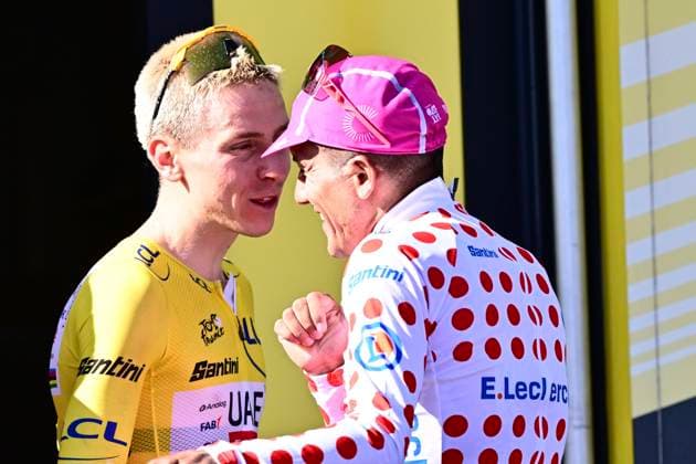 Tour de France 2026 Stage 19 ALPE D HUEZ, FRANCE - JULY 24 : Pogacar Tadej (SLO) of UAE Team Emirates - XRG and Carapaz Richard (ECU) of EF Education - Easypost pictured during the podium ceremony of stage 19 of the 113rd edition of Tour de France an UCI World Tour 2.UWT cycling road race stage for Men Elite of 128 km with start in Gap and finish in Alpe d Huez on July 24, 2026 in Alpe d Huez, France, 24 07 2026 ( Motordriver Kurt Vandenborre - Alpe d Huez France  Copyright: xPeterxDexVoechtx