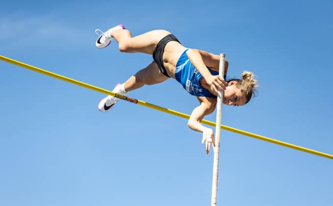 Deutsche Leichtathletik-Meisterschaften Stabhochsprung Frauen; Hannover, 24.07.2026 Tamineh Steinmeyer (LAZ Zweibrücken) im Stabhochsprung; Deutsche Leichtathletik-Meisterschaften Stabhochsprung Frauen am 24.07.2026 auf dem Opernplatz in Hannover (Niedersachsen). *** German Track and Field Championships – Women’s Pole Vault, Hanover, July 24, 2026: Tamineh Steinmeyer of LAZ Zweibrücken in the pole vault at the German Track and Field Championships—Women’s Pole Vault on July 24, 2026, at Opernplatz in Hanover, Lower Saxony Copyright: xBEAUTIFULxSPORTS R.xSchmittx
