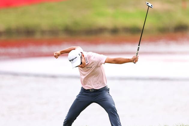 Michael Kim of the United States reacts after sinking his putt for birdie and the lead on the 18th green during the second round of the 2026 3M Open at TPC Twin Cities on July 24, 2026 in Blaine, Minnesota. CSM Blaine USA - ZUMAc04_ 20260724_zma_c04_085 Copyright: xStevenxGarciax