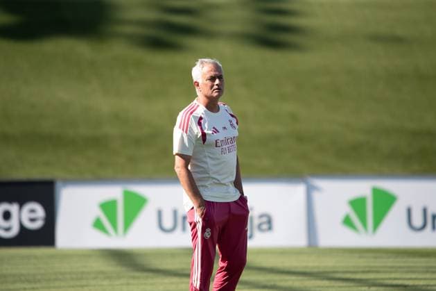 July 24, 2026, Madrid, Spain: Jose Mourinho, Real Madrid s coach, seen in action during the first training session open to the press for Real Madrid C.F., alongside A.D. AlcorcoÂ³n, at the Alfredo di Sto fano Stadium in Madrid. Madrid Spain - ZUMAs197 20260724_aaa_s197_048 Copyright: xDavidxCanalesx
