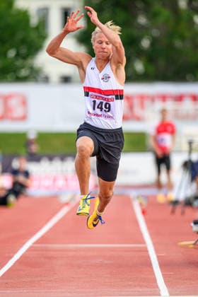 260724 Erik Pikkuniemi, Hässelby SK, tävlar i herrarnas tresteg under dag 1 av friidrotts-SM den 24 juli 2026 i Uppsala. *** July 24, 2026: Erik Pikkuniemi of Hässelby SK competes in the men’s triple jump on Day 1 of the Swedish Track and Field Championships in Uppsala  Copyright: ARONxBROMAN BB260724AM062