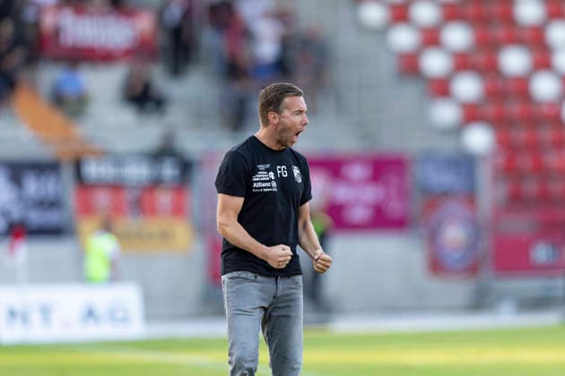 Regionalliga Nordost: FC Rot-Weiß Erfurt vs. BFC Dynamo; Erfurt; 24.07.2026 Fabian Gerber (Trainer; FC Rot-Weiß Erfurt) Regionalliga Nordost: FC Rot-Weiß Erfurt vs. BFC Dynamo; Steigerwaldstadion Erfurt; 24.07.2026 *** Northeast Regional League: FC Rot Weiß Erfurt vs. BFC Dynamo Erfurt, July 24, 2026; Fabian Gerber, Coach of FC Rot Weiß Erfurt; Northeast Regional League: FC Rot Weiß Erfurt vs. BFC Dynamo, Steigerwaldstadion, Erfurt, July 24, 2026 Copyright: xBEAUTIFULxSPORTS Duehringx