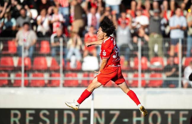 FUSSBALL REGIONALLIGA NORDOST - SAISON 2026-2027 - 1. SPIELTAG FC ROT WEISS ERFURT - BFC DYNAMO ** NUR FÜR REDAKTIONELLE ZWECKE ** EDITORIAL USE ONLY **<p>24 07 2026-Erfurt: Fussball Regionalliga Nordost 1. Spieltag Saison 2026-2027 Steigerwaldstadion FC Rot Weiss Erfurt - BFC Dynamo im Foto: Hinata Gonda 34 (FC Rot-Weiß Erfurt) jubelt nach dem Treffer zum 1:0 für Erfurt ( Deutschland Thueringen Erfurt Copyright: SaschaxFromm *** SOCCER REGIONAL LEAGUE NORTHEAST 2026–2027 SEASON, MATCHDAY 1: FC ROT WEISS ERFURT vs. BFC DYNAMO ** FOR EDITORIAL PURPOSES ONLY ** EDITORIAL USE ONLY ** July 24, 2026 Erfurt Soccer Regional League Northeast Matchday 1, 2026–2027 Season Steigerwaldstadion FC Rot-Weiss Erfurt vs. BFC Dynamo; photo by Hinata Gonda 34 FC Rot-Weiss Erfurt celebrates after scoring the 1 0 for Erfurt, Germany, Thuringia, Erfurt. Copyright SaschaxFromm Copyright: SaschaxFromm doc86uxvus916v1gc3exmda ,EDITORIAL USE ONLY