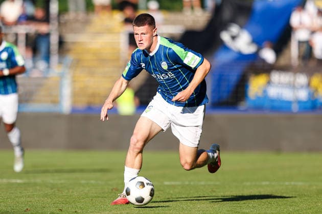 2026.07.24, xkwix, Fußball, Krombacher Westfalenpokal, FC Gütersloh - SC Wiedenbrück, NRG24 Stadion im Heidewald, 1.Runde, Saison 2026 2027: Justin Lukas (FC Gütersloh 22) DFB regulations prohibit any use of photographs as image sequences and or quasi-video. Photo: xKamilxWilkowskixPressefotoKochx Nordrhein-Westfalen Deutschland *** July 24, 2026, xkwix, Soccer, Krombacher Westphalia Cup, FC Gütersloh vs. SC Wiedenbrück, NRG24 Stadium in Heidewald, Round 1, 2026–2027 season, Justin Lukas, FC Gütersloh 22. DFB regulations prohibit any use of photographs as image sequences and or quasi-video. Photo: xKamilxWilkowskixPressefotoKochx, North Rhine-Westphalia, Germany