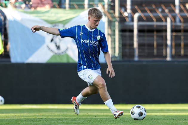 2026.07.24, xkwix, Fußball, Krombacher Westfalenpokal, FC Gütersloh - SC Wiedenbrück, NRG24 Stadion im Heidewald, 1.Runde, Saison 2026 2027: Erik Lanfer (FC Gütersloh 28) DFB regulations prohibit any use of photographs as image sequences and or quasi-video. Photo: xKamilxWilkowskixPressefotoKochx Nordrhein-Westfalen Deutschland *** July 24, 2026, xkwix, Soccer, Krombacher Westfalen Cup, FC Gütersloh vs. SC Wiedenbrück, NRG24 Stadium in Heidewald, Round 1, 2026–2027 season, Erik Lanfer, FC Gütersloh 28. DFB regulations prohibit any use of photographs as image sequences and or quasi-video. Photo: xKamilxWilkowskixPressefotoKochx, North Rhine-Westphalia, Germany