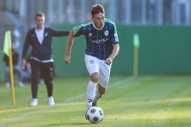 2026.07.24, xkwix, Fußball, Krombacher Westfalenpokal, FC Gütersloh - SC Wiedenbrück, NRG24 Stadion im Heidewald, 1.Runde, Saison 2026 2027: Fynn Arkenberg (FC Gütersloh 33) DFB regulations prohibit any use of photographs as image sequences and or quasi-video. Photo: xKamilxWilkowskixPressefotoKochx Nordrhein-Westfalen Deutschland *** July 24, 2026, xkwix, Soccer, Krombacher Westphalia Cup, FC Gütersloh vs. SC Wiedenbrück, NRG24 Stadium in Heidewald, Round 1, 2026–2027 season, Fynn Arkenberg, FC Gütersloh 33. DFB regulations prohibit any use of photographs as image sequences and or quasi-video. Photo: xKamilxWilkowskixPressefotoKochx, North Rhine-Westphalia, Germany