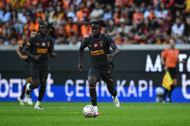 Galatasaray v Monza - Friendly LINZ, AUSTRIA - JULY 24: Galatasaray s Wilfried Singo plays during a preseason friendly against Italy s Monza at Raiffeisen Arena in Linz, Austria, on July 24, 2026. Akin Celiktas Anadolu Linz Austria. Editorial use only. Please get in touch for any other usage.  Copyright: x2026xAnadoluxAkinxCeliktasx