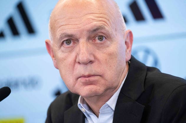 Bernd NEUENDORF (GER, DFB Praesident) Portraet, Porträt, Portrait, Angeschnittenes Einzelbild, Einzelmotiv, Pressekonferenz des DFB zur Vorstellung von Juergen Klopp als neuer Fussball-Bundestrainer, DFB-Campus in Frankfurt am 24.07.2026 Â *** Bernd NEUENDORF GER, DFB President Portrait, Portrait, Cropped Single Image, Single Subject, DFB press conference to introduce Jürgen Klopp as the new national soccer coach, DFB Campus in Frankfurt on July 24, 2026 Â
