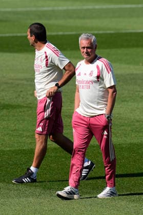 July 24, 2026, Valdebebas, Madrid, Spain: Jose Mourinho, head coach of Real Madrid, looks on during the Real Madrid training session held in collaboration with A.D. Alcorcon at Alfredo Di Stefano stadium on July 24, 2026, in Valdebebas, Madrid, Spain. Valdebebas Spain - ZUMAa181 20260724_zaa_a181_129 Copyright: xDennisxAgyemanx