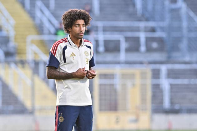Regionalliga Bayern; FC Bayern München II - SC Eltersdorf; 24.07.2026 MUNICH, GERMANY - 24. JULY: im Bild ein nachdenklicher DANTE Bonfim Costa Santos Cheftrainer FC Bayern München II Einzelfoto Freisteller während dem Match der Regionalliga Bayern zwischen den Amateuren des FC Bayern München und dem SC Eltersdorf am 1. Spieltag im Grünwalder Stadion *** Bavarian Regional League: FC Bayern Munich II vs. SC Eltersdorf, July 24, 2026, MUNICH, GERMANY July 24. Pictured: a pensive DANTE Bonfim Costa Santos, head coach of FC Bayern Munich II. Isolated photo taken during the Bavarian Regional League match between the FC Bayern Munich reserves and SC Eltersdorf on Matchday 1 at Grünwalder Stadium. Copyright: xBEAUTIFULxSPORTS Goldbergx