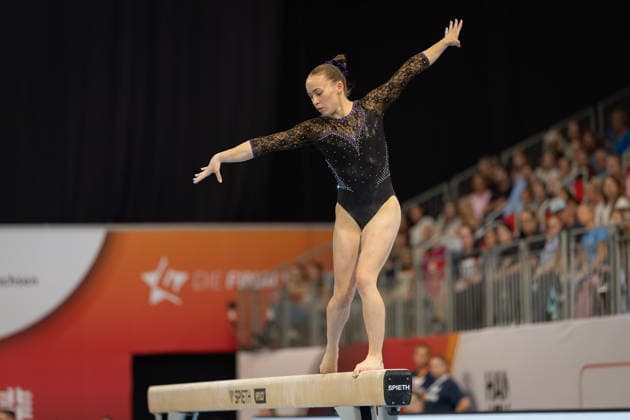 Deutsche Meisterschaften im Gerätturnen 2026, Mehrkampf Frauen Kathrin Schleenvoigt (Sportverein Leonberg Eltingen) am Schwebebalken. Deutsche Meisterschaften im Gerätturnen, Mehrkampf Frauen, am 24. Juli 2026 in der ZAG-Arena in Hannover., Hannover Niedersachsen Deutschland ZAG Arena *** 2026 German Artistic Gymnastics Championships, Women’s All-Around: Kathrin Schleenvoigt of Sportverein Leonberg Eltingen on the balance beam at the German Artistic Gymnastics Championships, Women’s All-Around, on July 24, 2026, at the ZAG Arena in Hanover, Hanover, Lower Saxony, Germany; ZAG Arena