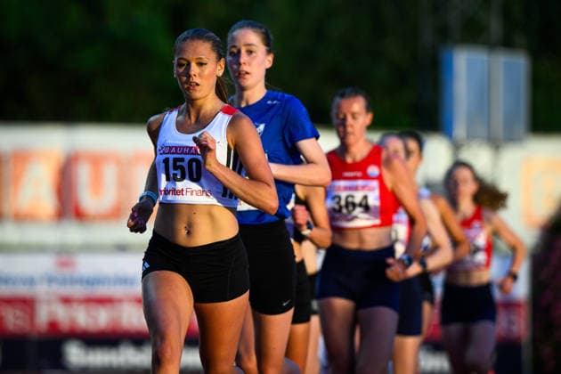 260724 Julia RosÃ n, Hässelby SK, tävlar i damernas 10 000 m under dag 1 av friidrotts-SM den 24 juli 2026 i Uppsala. *** July 24, 2026: Julia Rosén of Hässelby SK will compete in the women’s 10,000 meters on Day 1 of the Swedish Track and Field Championships in Uppsala  Copyright: ARONxBROMAN BB260724AM098