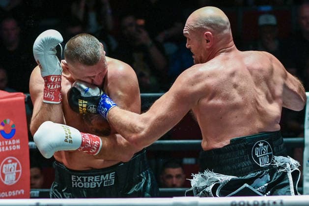July 24, 2026, Pattaya, Chonburi, Thailand: Tyson Fury (L) and Mariusz Wach (R) exchanging punches during their heavyweight boxing bout. Tyson Fury defeats Mariusz Wach by corner retirement after seven rounds to win the WBC Humanitarian Belt at Max Muay Thai Stadium. Pattaya Thailand - ZUMAs197 20260724_aaa_s197_095 Copyright: xWasimxMatherx