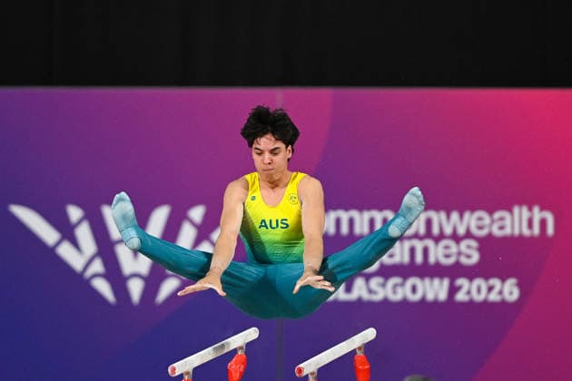 COM26 ARTISTIC GYMNASTICS, Benjamin Foster of Australia competes during the Artistic Gymnastics Men s Team Final and Individual Qualification during the Glasgow 2026 Commonwealth Games at the Glasgow International Arena in Glasgow, Scotland, Friday, July 24, 2026. ( NO ARCHIVING, EDITORIAL USE ONLY Glasgow Scotland United Kingdom  Copyright: xLUKASxCOCHx 20260725117895751228