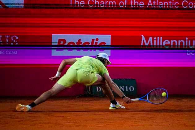 July 24, 2026, Cascais, Lisbon, Portugal: Jaime Faria during the quarter-finals round of the Millennium Estoril Open at the Estoril Tennis Club on july 24, 2026 in Estoril, Cascais, Portugal. Cascais Portugal - ZUMAr200 20260724_zsp_r200_121 Copyright: xNunoxReisinhox