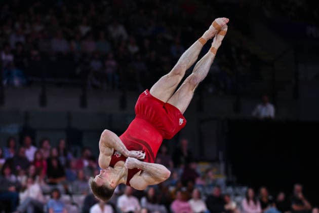 COM26 ARTISTIC GYMNASTICS, Luke Whitehouse of England competes during the Artistic Gymnastics Men s Team Final and Individual Qualification during the Glasgow 2026 Commonwealth Games at the Glasgow International Arena in Glasgow, Scotland, Friday, July 24, 2026. ( NO ARCHIVING, EDITORIAL USE ONLY Glasgow Scotland United Kingdom  Copyright: xLUKASxCOCHx 20260725127919096936