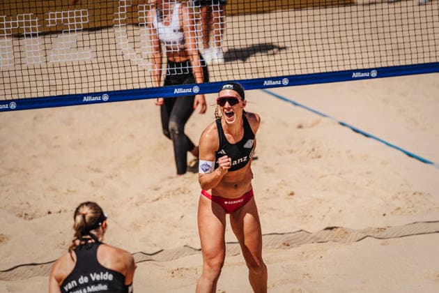 Beachvolleyball Frauen Allianz German Beach Club Finals Die Finals 2026 Hannover Eintracht Spontent vs. Berlin Reciycling Volleys 24.07.2026 Sandra Ittlinger jubelt Hannover Opernplatz Niedersachsen Deutschland *** Women s Beach Volleyball Allianz German Beach Club Finals The 2026 Finals Hannover Eintracht Spontent vs. Berlin Recycling Volleys July 24, 2026 Sandra Ittlinger celebrates at Opernplatz in Hannover, Lower Saxony, Germany