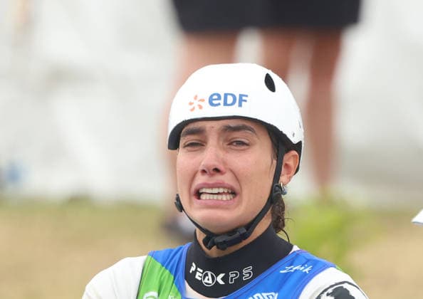 July 24, 2026, Oklahoma City, Oklahoma, USA: ANGELE HUG of France after Women s Canoe final on 2026 ICF Canoe Slalom World Championships, Oklahoma City, USA. Oklahoma City USA - ZUMAc278 20260724_zsp_c278_076 Copyright: xMarcinxCholewinskix