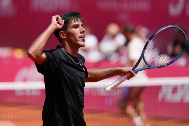 Tiago Torres Vs Hugo Gaston in Estoril, Portugal - 24 Jul 2026 Tiago Torres reacts during the quarterfinals of Millennium Estoril Open ATP, Tennis Herren Tour 250 tennis tournament against Hugo Gaston (Not in view) at the Clube de Tenis do Estoril. Final score: Tiago Torres 0:2 Hugo Gaston Estoril Portugal Copyright: xBrunoxdexCarvalhox xSOPAxImagesx brunodecarvalho_estorilopen26-1746