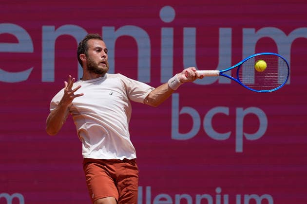 July 24, 2026, Estoril, Lisbon, Portugal: Hugo Gaston plays against Tiago Torres (Not in view) during the quarterfinals of Millennium Estoril Open ATP, Tennis Herren Tour 250 tennis tournament at the Clube de Tenis do Estoril. Final score: Tiago Torres 0:2 Hugo Gaston Estoril Portugal - ZUMAs197 20260724_aaa_s197_148 Copyright: xBrunoxdexCarvalhox