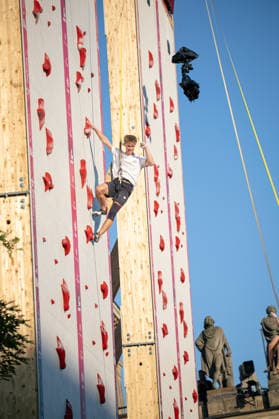24.07.2026: Klettern - Speedklettern: Die Finals 2026 - Deutsche Meisterschaft Speed - Gemischte Staffel Nick Ressmann (Baden-Württemberg) Hannover Opernplatz Niedersachsen Deutschland *** July 24, 2026 Climbing Speed Climbing The Finals 2026 German Speed Climbing Championship Mixed Relay Nick Ressmann Baden-Württemberg Hannover Opernplatz Lower Saxony Germany