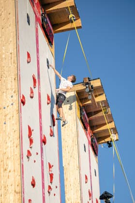 24.07.2026: Klettern - Speedklettern: Die Finals 2026 - Deutsche Meisterschaft Speed - Gemischte Staffel Nick Ressmann (Baden-Württemberg) Hannover Opernplatz Niedersachsen Deutschland *** July 24, 2026 Climbing Speed Climbing The Finals 2026 German Speed Climbing Championship Mixed Relay Nick Ressmann Baden-Württemberg Hannover Opernplatz Lower Saxony Germany