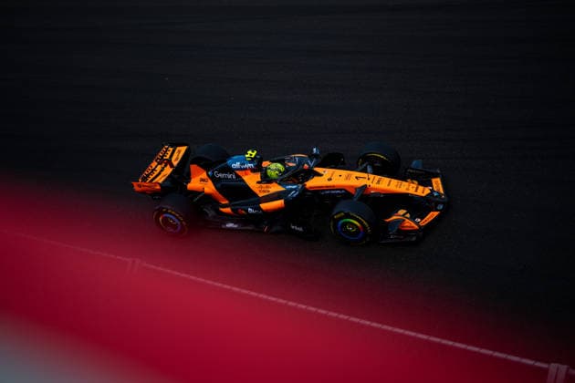 Lando Norris ( McLaren Mastercard Formula 1 Team, Großbritannien, 01 ) im MCL40, HUN, Formel 1 Weltmeisterschaft, Grand Prix von Ungarn, Hungaroring Budapest, Freies Training, Saison 2026, 24.07.2026 HUN, Formel 1 Weltmeisterschaft, Grand Prix von Ungarn, Hungaroring Budapest, Freies Training, Saison 2026, 24.07.2026 Budapest *** Lando Norris, McLaren Mastercard Formula 1 Team, United Kingdom, No. 01 in the MCL40, HUN, Formula 1 World Championship, Hungarian Grand Prix, Hungaroring, Budapest, Free Practice, 2026 Season, July 24, 2026 HUN, Formula 1 World Championship, Hungarian Grand Prix, Hungaroring, Budapest, Free Practice, 2026 Season, July 24, 2026 Budapest Copyright: xEibner-Pressefoto Memmlerx EP_MMR