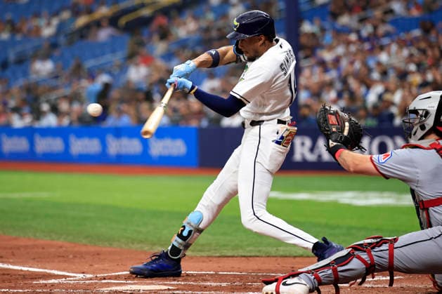 July 24, 2026, St. Petersburg, Florida, USA: Tampa Bay Rays left fielder Chandler Simpson (14) flies out to Cleveland Guardians left fielder David Fry (6) during an MLB, Baseball Herren, USA game on July 24, 2026 at Tropicana Field. The Rays beat the Guardians 11-3. St. Petersburg USA - ZUMAh180 20260724_zsp_h180_011 Copyright: xKimxHukarix