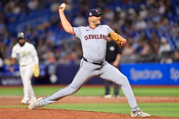 July 24, 2026, St. Petersburg, Florida, USA: Cleveland Guardians pitcher Franco Aleman (55) delivers a pitch during an MLB, Baseball Herren, USA game against the Tampa Bay Rays on July 24, 2026 at Tropicana Field. The Rays beat the Guardians 11-3. St. Petersburg USA - ZUMAh180 20260724_zsp_h180_036 Copyright: xKimxHukarix
