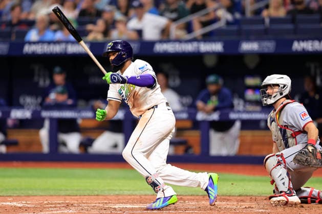 July 24, 2026, St. Petersburg, Florida, USA: Tampa Bay Rays third baseman Junior Caminero (13) singles to left field and scores catcher Nick Fortes (40) during an MLB, Baseball Herren, USA game against the Cleveland Guardians on July 24, 2026 at Tropicana Field. The Rays beat the Guardians 11-3. St. Petersburg USA - ZUMAh180 20260724_zsp_h180_071 Copyright: xKimxHukarix
