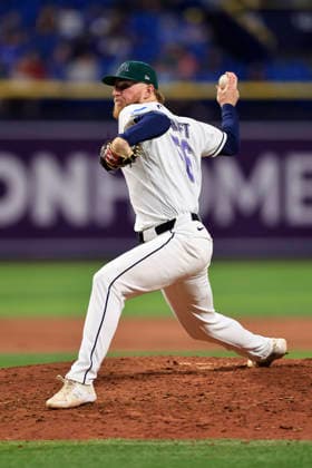 July 24, 2026, St. Petersburg, Florida, USA: Tampa Bay Rays pitcher Chris Roycroft (56) delivers a pitch during an MLB, Baseball Herren, USA game against the Cleveland Guardians on July 24, 2026 at Tropicana Field. The Rays beat the Guardians 11-3. St. Petersburg USA - ZUMAh180 20260724_zsp_h180_074 Copyright: xKimxHukarix
