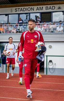 Leipzigs Torwart Torhueter Peter Gulacsi. Testspiel RB Leipzig - VSG Altglienicke. 18. Juli 2026: Markranstaedt, Stadion am Bad. Testspiel RB Leipzig - VSG Altglienicke *** Leipzig Goalkeeper Peter Gulacsi Friendly Match: RB Leipzig vs. VSG Altglienicke, July 18, 2026, Markranstädt, Stadion am Bad Friendly Match: RB Leipzig vs. VSG Altglienicke