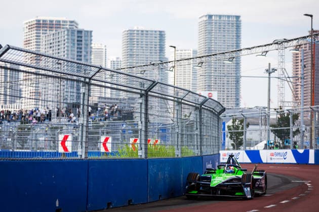 2026 FORMULA E TOKYO ePRIX 16 BUEMI SÃ bastien (swi), Envision Racing, Jaguar I-Type 7, action during the Tokyo ePrix, 14th and 15th round of the 2025-26 ABB FIA Formula E World Championship, WM, Weltmeisterschaft on the Tokyo Street Circuit from July 24 to 26, 2026 in Tokyo, Japan - TokyoJapan  Copyright: xBastienxRouxx