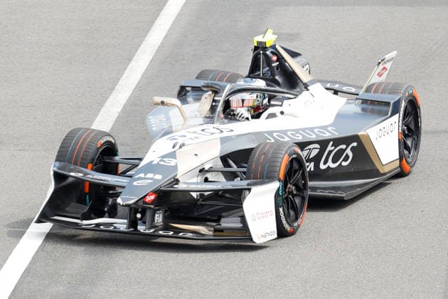 July 25, 2026, Tokyo, Japan: JAGUAR TCS RACING driver Antonio Felix Da Costa (13) in action during a free practice before starting the Formula E Tokyo E-Prix, round 14 of the 2025Ã¢â‚¬2026 ABB FIA Formula E World Championship, WM, Weltmeisterschaft on the temporary street circuit around the Tokyo Big Sight convention center in Tokyo. Tokyo Japan - ZUMAm191 20260725_aap_m191_013 Copyright: xRodrigoxReyesxMarinx