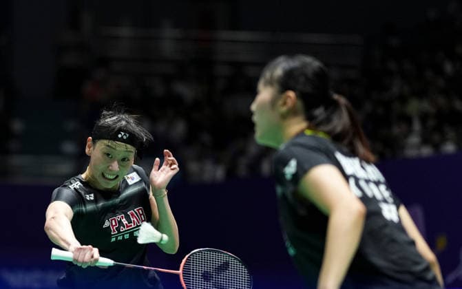 (260725) -- CHANGZHOU, July 25, 2026 -- Baek Ha Na Lee So Hee (L) compete during the women s doubles semifinal match between Liu Shengshu Tan Ning of China and Baek Ha Na Lee So Hee of South Korea at the 2026 China Open badminton tournament in Changzhou, east China s Jiangsu Province, July 25, 2026. ) (SP)CHINA-CHANGZHOU-BADMINTON-CHINA OPEN-WOMEN S DOUBLES (CN) SunxFei 