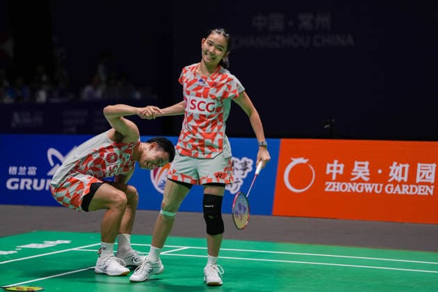 (260725) -- CHANGZHOU, July 25, 2026 -- Dechapol Puavaranukroh (L) Supissara Paewsampran react during the mixed doubles semifinal match between Guo Xinwa Chen Fanghui of China and Dechapol Puavaranukroh Supissara Paewsampran of Thailand at the 2026 China Open badminton tournament in Changzhou, east China s Jiangsu Province, July 25, 2026. ) (SP)CHINA-CHANGZHOU-BADMINTON-CHINA OPEN-MIXED DOUBLES (CN) LixBo 