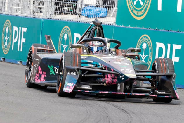 July 25, 2026, Tokyo, Japan: CUPRA KIRO driver Dan Ticktum (33) in action during the qualifying for the Formula E Tokyo E-Prix, round 14 of the 2025Ã¢â‚¬2026 ABB FIA Formula E World Championship, WM, Weltmeisterschaft on the temporary street circuit around the Tokyo Big Sight convention center in Tokyo. Tokyo Japan - ZUMAm191 20260725_aap_m191_048 Copyright: xRodrigoxReyesxMarinx