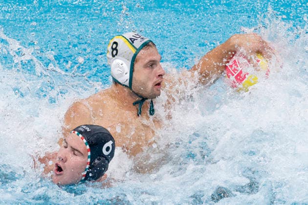 Water polo, Wasserball WORLD CUP AUSTRALIA HUNGARY, Jacob Mercep of Australia controls the ball during the Water Polo World Cup Men s Semi Final match between Australia and Hungary at Sydney Olympic Park Aquatic Centre in Sydney, Saturday, July 25, 2026. ( NO ARCHIVING, EDITORIAL USE ONLY SYDNEY NEW SOUTH WALES AUSTRALIA  Copyright: xMARKxEVANSx 20260725138302941453