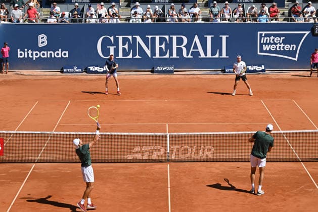 TENNIS - ATP, Tennis Herren Generali Open 2026 KITZBUEHEL,AUSTRIA,25.JUL.26 - TENNIS - ATP World Tour, Generali Open. Image shows Jakob Schnaitter (GER), Marc Polmans (AUS), . Lukas Miedler (AUT) adn Mark Wallner (GER) during warm up.  GEPAxpictures xDanielxSchoenherr