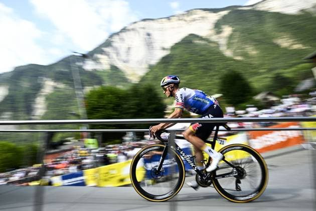 Belgian Remco Evenepoel of Red Bull-BORA-hansgrohe pictured at the start of stage 20 of the 2026 Tour de France cycling race, a stage of 171km Le Bourg d Oisans to Alpe d Huez, on Saturday 25 July 2026. The 113th edition of the Tour de France starts on Saturday 4 July in Barcelona, Spain, and will finish in Paris, France on the 26th of July. JASPERxJACOBS  x181995109x