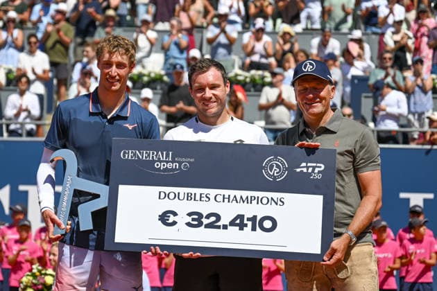 TENNIS - ATP, Tennis Herren Generali Open 2026 KITZBUEHEL,AUSTRIA,25.JUL.26 - TENNIS - ATP World Tour, Generali Open. Image shows Marc Polmans (AUS) and Lukas Miedler (AUT); keywords: award ceremony.  GEPAxpictures xDanielxSchoenherr