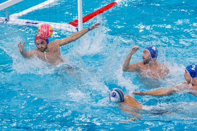 Water polo, Wasserball WORLD CUP ‹GREECE ITALY, Panagiotis Tzortzatos of Greece saves a shot on goal during the Water Polo World Cup Men s Semi Final match between Greece and Italy at Sydney Olympic Park Aquatic Centre in Sydney, Saturday, July 25, 2026. ( NO ARCHIVING, EDITORIAL USE ONLY SYDNEY NEW SOUTH WALES AUSTRALIA  Copyright: xMARKxEVANSx 20260725159065925369