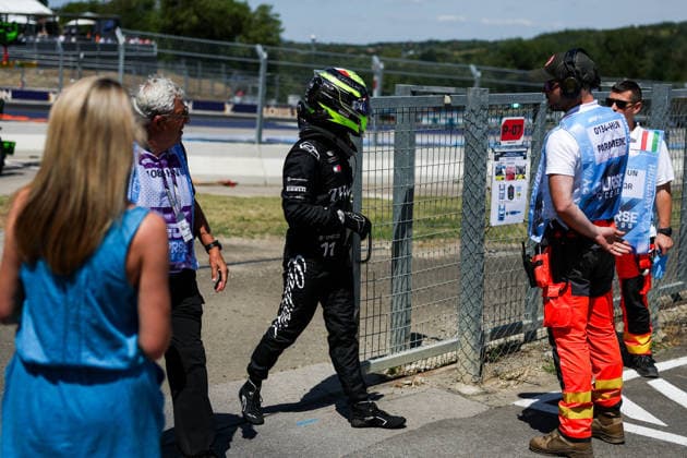 F1 - HUNGARIAN GRAND PRIX 2026 PEREZ Sergio (mex), Cadillac F1 Team CA01, portrait crash, accident, during the Formula 1 Hungarian Grand Prix 2026, 11th round of the 2026 Formula One World Championship, WM, Weltmeisterschaft from July 24 to 26, 2026 on the Hungaroring, in Mogyorod near Budapest, Hungary -  Copyright: xFLORENTxGOODENx