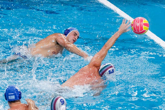 Water polo, Wasserball WORLD CUP ‹GREECE ITALY, Stylianos Argyropoulos of Greece scores a goal during the Water Polo World Cup Men s Semi Final match between Greece and Italy at Sydney Olympic Park Aquatic Centre in Sydney, Saturday, July 25, 2026. ( NO ARCHIVING, EDITORIAL USE ONLY SYDNEY NEW SOUTH WALES AUSTRALIA  Copyright: xMARKxEVANSx 20260725148112665166