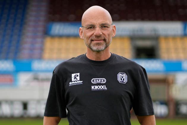 23.07.2026, Hänsch-Arena, Meppen, Mannschaftsarzt Sebastian Gierets; SV Meppen 1912 e.V.; 3.Liga, Porträttermin 2026 2027 DFL REGULATIONS PROHIBIT ANY USE OF PHOTOGRAPHS AS IMAGE SEQUENCES AND OR QUASI-VIDEO. Meppen Niedersachsen Germany Hänsch-Arena *** July 23, 2026, Hänsch Arena, Meppen, Team Doctor Sebastian Gierets, SV Meppen 1912 e.V., 3rd Division, Portrait session 2026–2027. DFL regulations prohibit any use of photographs as image sequences and or quasi-video. Meppen, Lower Saxony, Germany, Hänsch Arena