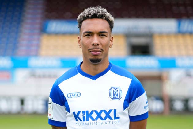 23.07.2026, Hänsch-Arena, Meppen, Spieler Oliver Issa Schmitt; SV Meppen 1912 e.V.; 3.Liga, Porträttermin 2026 2027 DFL REGULATIONS PROHIBIT ANY USE OF PHOTOGRAPHS AS IMAGE SEQUENCES AND OR QUASI-VIDEO. Meppen Niedersachsen Germany Hänsch-Arena *** July 23, 2026, Hänsch Arena, Meppen, Player Oliver Issa Schmitt, SV Meppen 1912 e.V., 3. Liga, Portrait session 2026–2027. DFL regulations prohibit any use of photographs as image sequences and or quasi-video. Meppen, Lower Saxony, Germany, Hänsch Arena